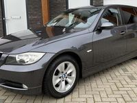 tweedehands BMW 320 3-SERIE Touring i High Executive STOELVW/CRUISE/PDC
