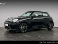 Occasion Mini Cooper Essential 135 kW (184 PK) 2024 Zwart Hatchback