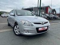 tweedehands Hyundai i30 1.6 CRDi // CLIMATISATION // GARANTIE 12 MOIS