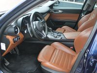 tweedehands Alfa Romeo Giulia 2.0 Turbo Aut. 200pk Super | Navi | Veloce Interieur | Xenon | Flippers | Keyless | PDC | Camera | BSM