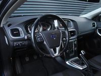 tweedehands Volvo V40 T3 150 pk Summum | Trekhaak | Navigatie | Cruise |