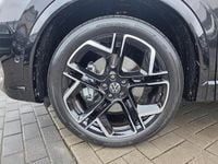 Nieuw VW Tiguan R-line Edition 150 PK (110 kW) 2025 Zwart (metallic) SUV