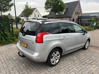 tweedehands Peugeot 5008 1.6 e-HDi Blue Lease Executive 7p. | Automaat Luxe |