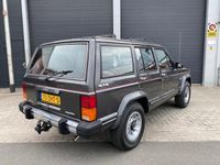 tweedehands Jeep Cherokee 2.8i V6 sport