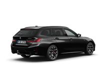 Nieuw BMW 330e M Sport 292 PK (214 kW) 2026 Saphirschwarz metallic (zwart metallic) Stationwagen
