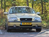Occasion Volvo S60 250 PK (183 kW) 2002 Geel Sedan