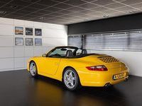 Occasion Porsche 911 Carrera S Cabriolet 355 PK (261 kW) 2005 Geel Cabriolet