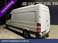 tweedehands Mercedes Sprinter 316CDI 164pk L2H2 Euro6 Airco | 2800kg trekhaak | Cruise bluetooth telefoonvoorbereiding