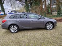 tweedehands Opel Astra Sports Tourer 1.4 Turbo Anniversary Edition 140PK Airco/ Cruise/ PDC/ 17Inch/ Nwe APK