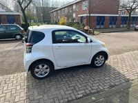 tweedehands Toyota iQ 1.0 VVTi Comfort 1-eigenaar NAP Airco White Metall