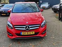 Occasion Mercedes B180 Ambition 122 PK (89 kW) 2015 Rood MPV