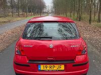 Occasion Suzuki Swift 93 PK (68 kW) 2005 Rood Hatchback