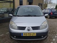 tweedehands Renault Scénic II 2.0-16V BUSINESS LINE 7P.