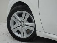 tweedehands Peugeot 208 PureTech 82 Signature | Navigatie | DAB+ | Parkeer