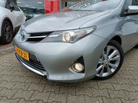 tweedehands Toyota Auris 1.8 Hybrid Dynamic | Trekhaak | Navi | Parkeercamera | Cruisecon