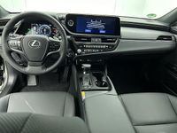 Occasion Lexus ES300H 218 PK (160 kW) 2026 Grijs metallic Sedan