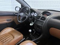 tweedehands Peugeot 206 CC 1.6-16V Roland Garros Leder + Airconditioning