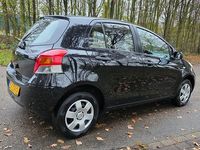 Occasion Toyota Yaris 69 PK (50 kW) 2010 Zwart Hatchback