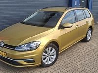 Occasion VW Golf VII 110 PK (80 kW) 2018 Geel Stationwagen