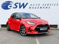 Occasion Toyota Yaris Hybrid Executive 116 PK (85 kW) 2020 Rood Hatchback