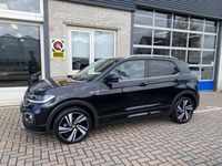 tweedehands VW T-Cross - 1.0 TSI 2x R-Line / AUTOMAAT/ PARK. SENSOREN/ BLUETOOTH/ ADAPT. CRUISE/ STOEL VERWARM./ NAVI/ CLIMA/ DAB/ 18" LMV/