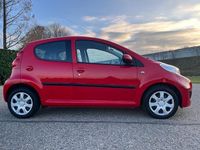 Occasion Peugeot 107 68 PK (50 kW) 2011 Rood Hatchback