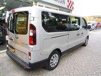 tweedehands Renault Trafic 9 PERSOONS L2 AIRCO CRUISE CONTROL