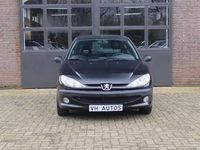 tweedehands Peugeot 206 APK verlopen- Trekhaak