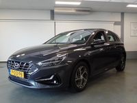 Occasion Hyundai i30 Comfort 120 PK (88 kW) 2022 Grijs (metallic) Hatchback