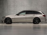 tweedehands Mercedes 180 C-KLASSE EstateAMG Sport 157Pk Automaat (PANORAMADAK, GROOT NAVI, CAMERA, DIGITAL COCKPIT, COGNAC LEDER, STOELVERWARMING, ELEK SPORTSTOELEN, GETINT GLAS, ZWART HEMEL, ELEK ACHTERKLEP, NIEUWSTAAT)