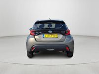 tweedehands Toyota Yaris Hybrid 1.5 Hybrid Dynamic | 34.067 km | 2021 | Hybride Benzine