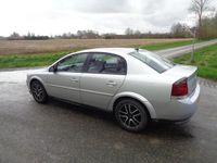 tweedehands Opel Vectra 2.2-16V V-line