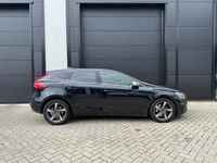 tweedehands Volvo V40 2.0 D4 R-Design | AUTOMAAT | NAVI | XENON