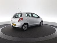 Occasion Toyota Yaris 101 PK (74 kW) 2011 Grijs Hatchback
