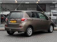 Occasion Toyota Verso-S Trend 99 PK (72 kW) 2015 Bruin MPV