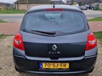 tweedehands Renault Clio 1.6-16V Dynamique Luxe