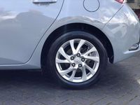 tweedehands Toyota Auris 1.8 Hybrid Executive | Navigatie Parkeersensoren