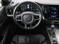 tweedehands Volvo V60 2.0 D4 R-Design | Carplay | Stoelverwarming | Trekhaak | Navigatie | Navigatie | Half leder | Full LED | PDC