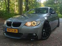 Occasion BMW 325 218 PK (160 kW) 2006 Grijs Coupé