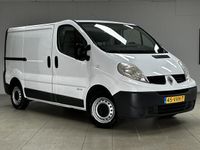 tweedehands Renault Trafic 2.0 dCi T27 L1H1 /3-Zitplaatsen! /Trekhaak /Zij-schuifdeur rechts /Airco /Elek. pakket /Bluetooth /C.V. afstand /6-Bak /PDC.