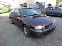 Occasion Toyota Avensis 110 PK (80 kW) 1999 Rood Sedan
