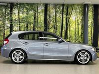 tweedehands BMW 130 1-SERIE i High Executive | Lichtmetaal 18'' | Airconditioning | Youngtimer | Automatische verlichting | Parkeersensoren | Elektrische ramen |