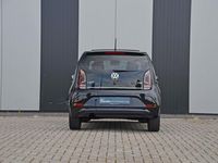 tweedehands VW up! Black Edition 1.0 TSI BMT 90PK - PANORAMADAK - CRUISE CONTROL - BEATS SOUND - STOELVERWARMING - PARKEERCAMERA - PDC