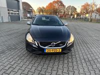 tweedehands Volvo V60 V60-2.0 R-DESIGN