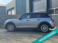 Occasion Mini Cooper Classic 156 PK (114 kW) 2024 Zilver (metallic) Hatchback