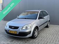 Occasion Kia Rio 97 PK (71 kW) 2006 Grijs Hatchback
