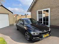 Occasion BMW 320 Luxury Line 184 PK (135 kW) 2015 Zwart Sedan