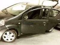 Occasion Toyota Aygo 68 PK (50 kW) 2006 Grijs Hatchback