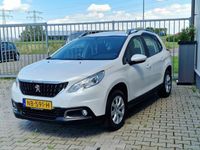 tweedehands Peugeot 2008 1.2 PureTech Blue Lion