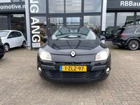 tweedehands Renault Mégane Estate 1.5 dCi Dynamique clima cruise controle elektrische pakket parkeersensoren trekhaak